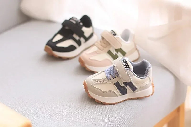 Tênis infantil para meninos, leve, versátil, tênis para meninas, moda casual, escola, corrida, basquete, quente